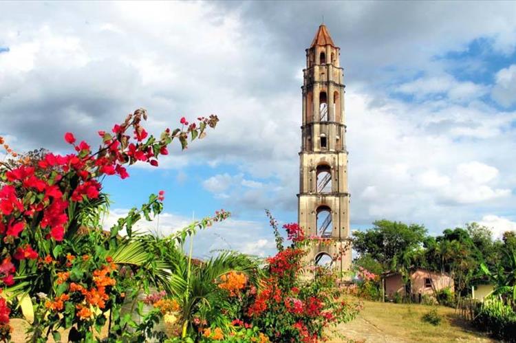 Landgüter sind gerade in der Stadt Trinidad restauriert.