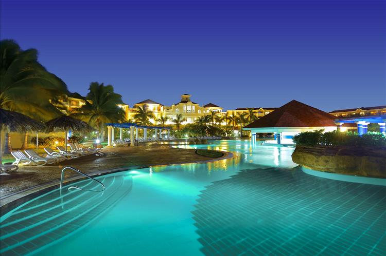 Отель IBEROSTAR Laguna Azul - Пятизвездочный отдых  ждет Вас