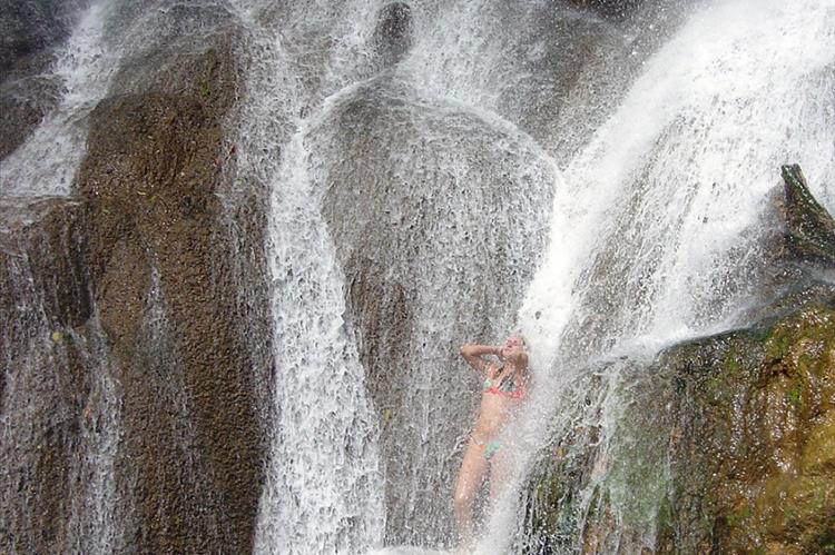 Водопад Эль Ничо (El Nicho) - райское местечко