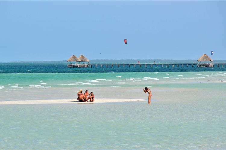 Белоснежные пляжи жду Вас на Кубе.