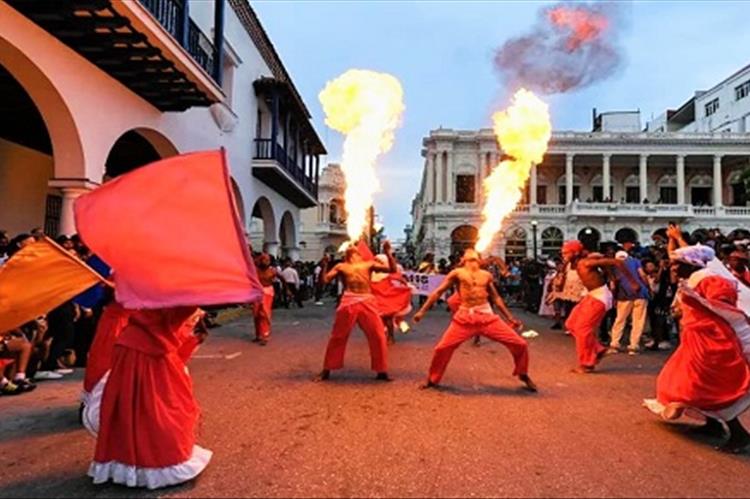 El Festival del Caribe regresa con todo su intenso ardor caribeño a Santiago de Cuba