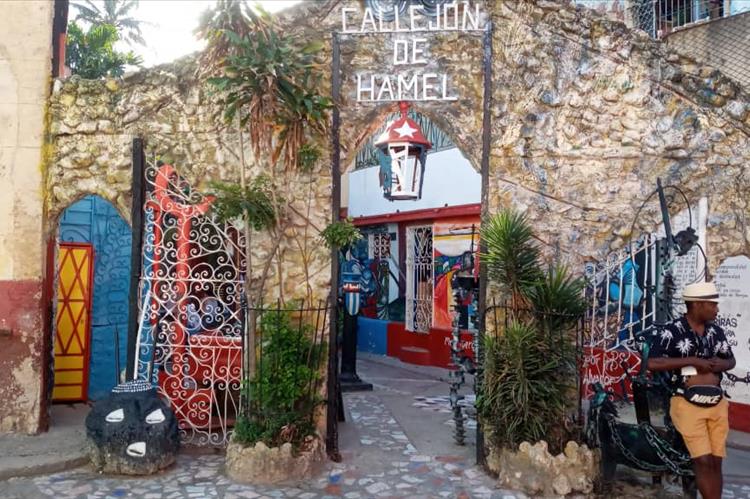 Callejón de Hamel: Kunst, Religion und Tanz