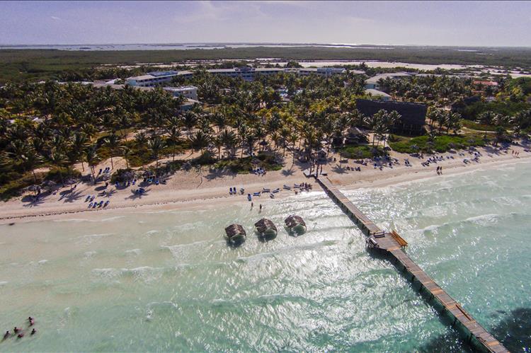 Come to Cuba to enjoy white sand and clear-water beaches