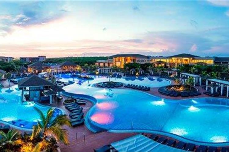 Cuba Prepares a Tourism Opening That Preserves Health