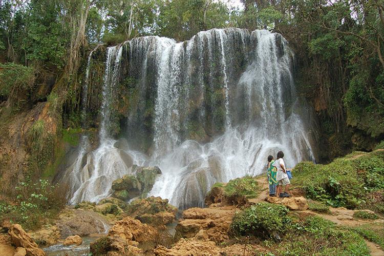Водопад Эль Ничо (El Nicho) - райское место
