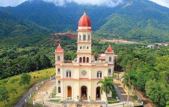 El Cobre, Santiago de Cuba, Cuba. El Cobre, Santiago de Cuba, Cuba.