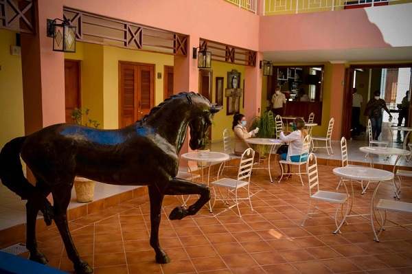 Hotel-Caballeriza-Holguín-Cuba Hotel-Caballeriza-Holguín-Cuba