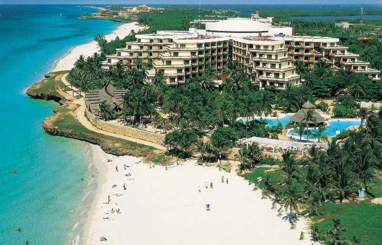 Hoteles en Varadero, Matanzas, Cuba. Hoteles en Varadero, Matanzas, Cuba.