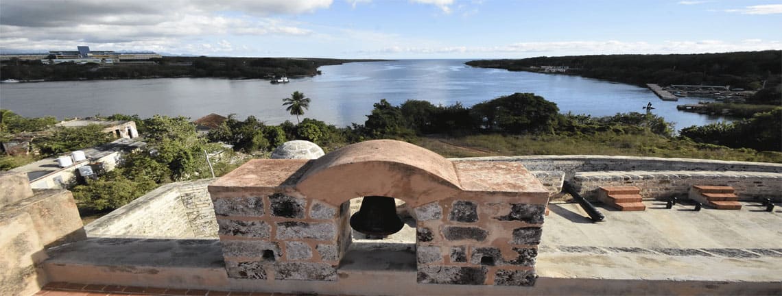 вход в бухту Сьенфуэгос, Cuba travel