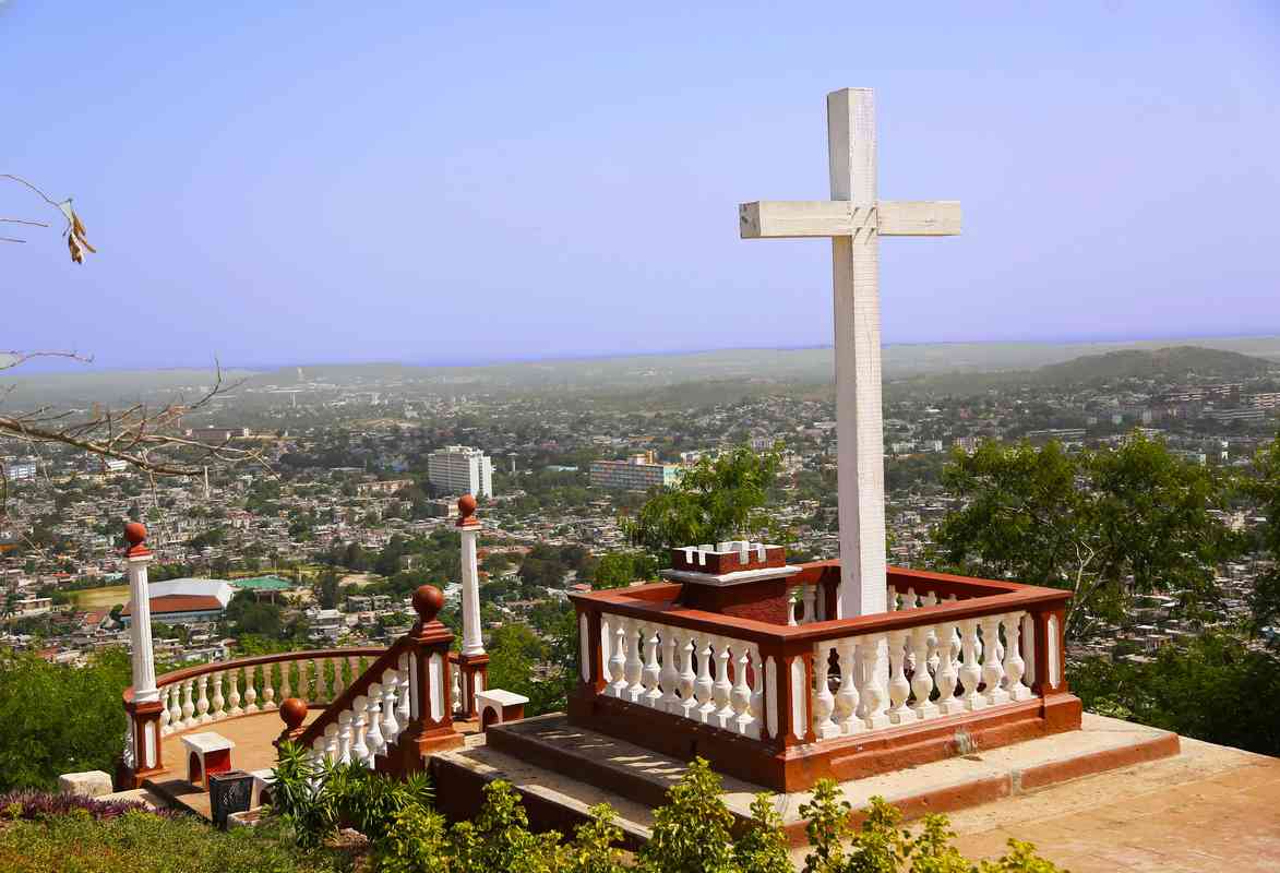 tour en holguin cuba