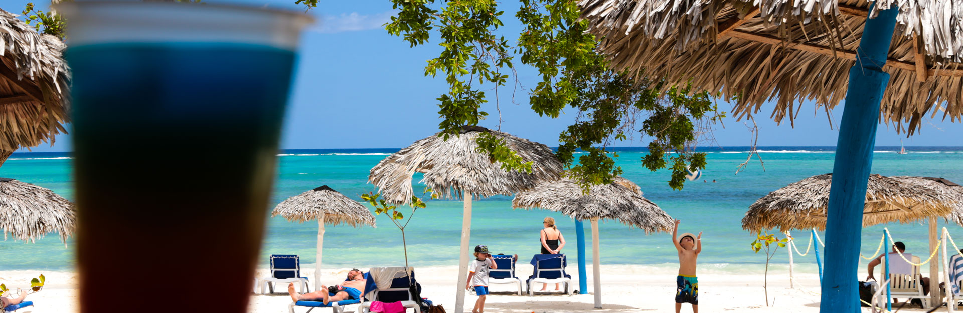 Nuestras agencias de viaje te traen a esta playa-Turismo en Cuba-Destino del Caribe