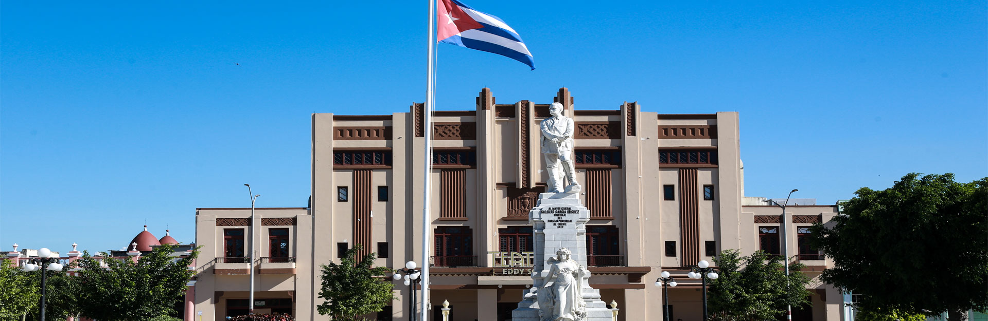 Eddy Suñol Theatre-Tourism-Holguín-Cuba