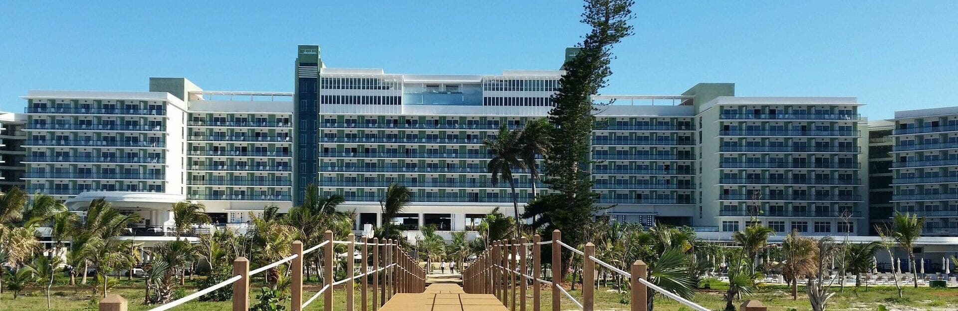 Internacional Varadero — ВАРАДЕРО · AVENIDA LAS AMÉRICAS