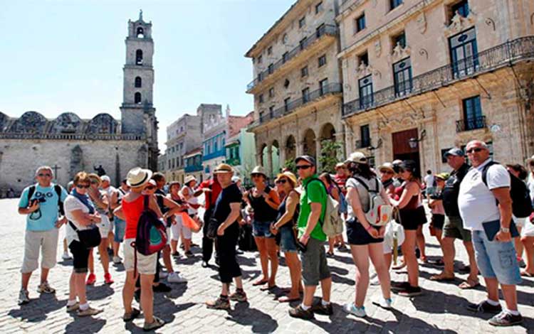 Arribo de turistas internacionales a la mayor de las Antillas Arribo de turistas internacionales a la mayor de las Antillas