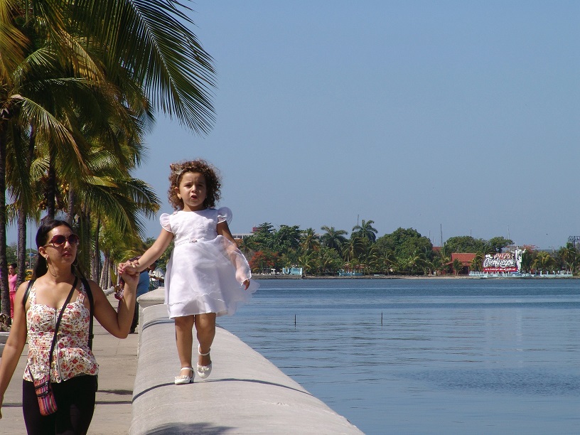 Front de mer.Cienfuegos.CubaTravel
