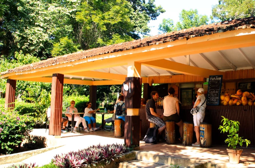 Restaurante Jardín Botánico, Cienfiegos, Cuba Travel